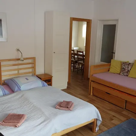 Apartment Sedlarik Mlade Buky